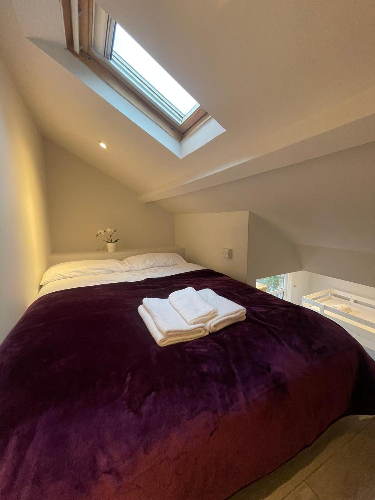 Westminster Inn Лондон Екстериор снимка