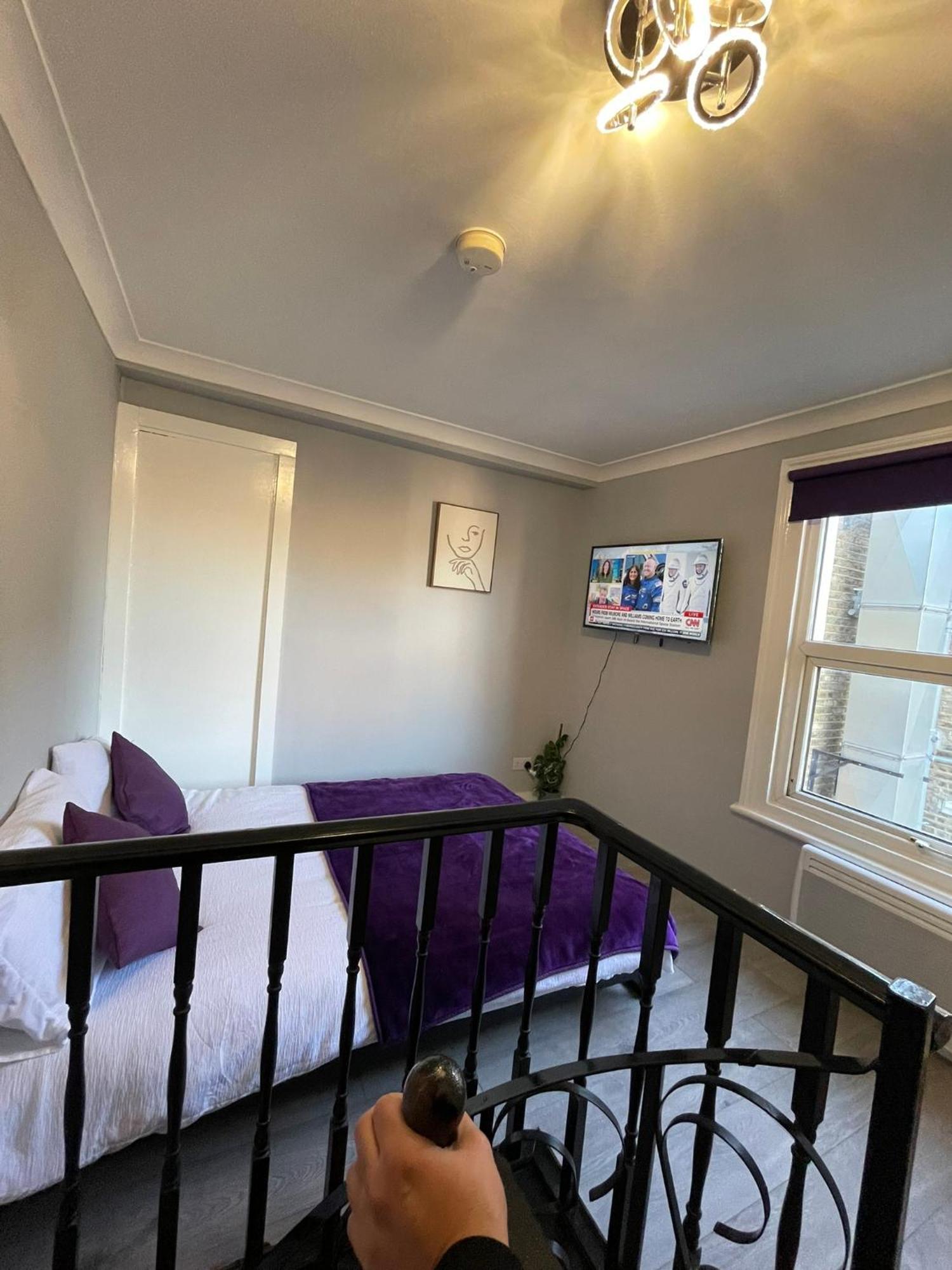 Westminster Inn Лондон Екстериор снимка
