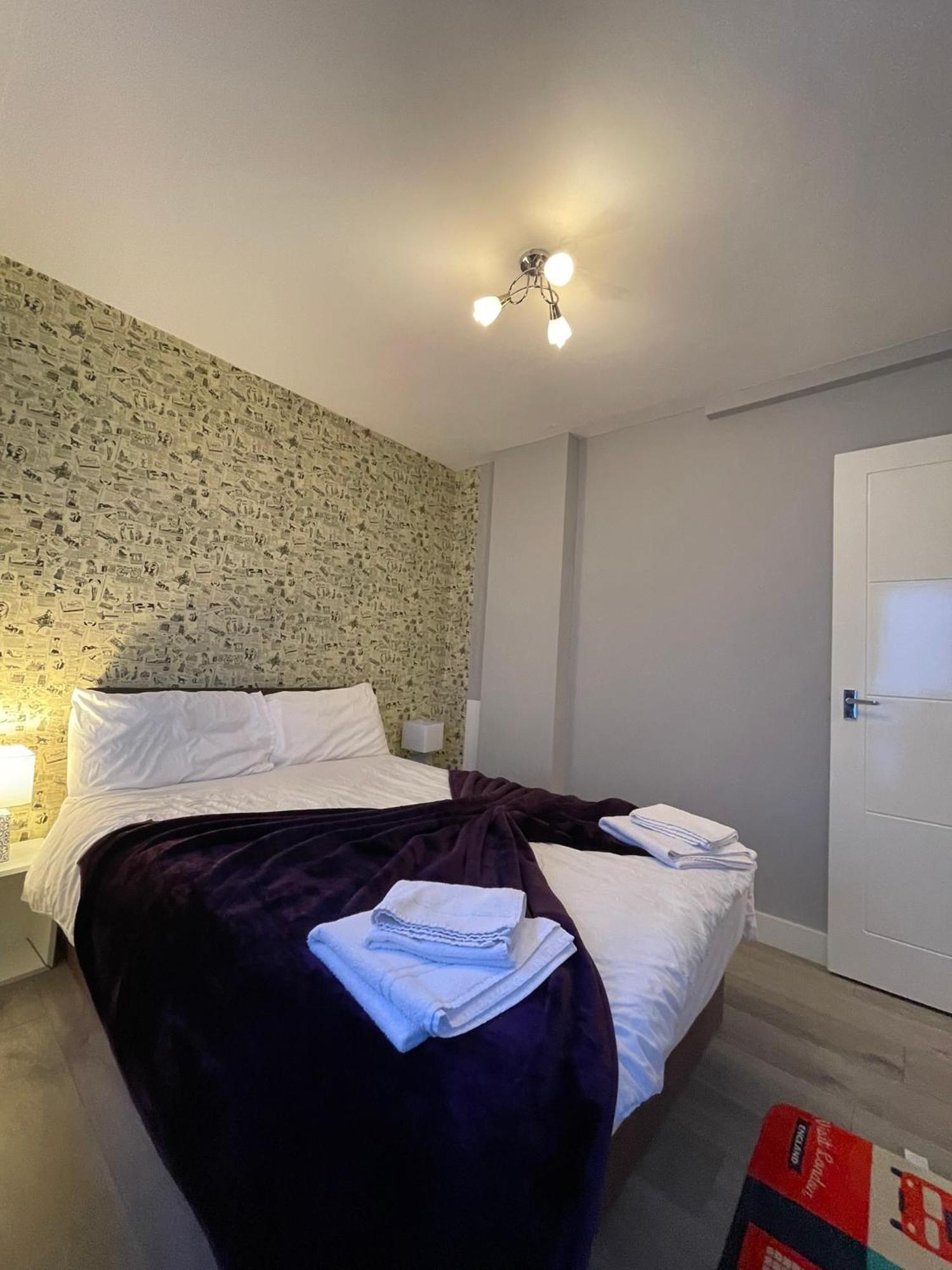Westminster Inn Лондон Екстериор снимка